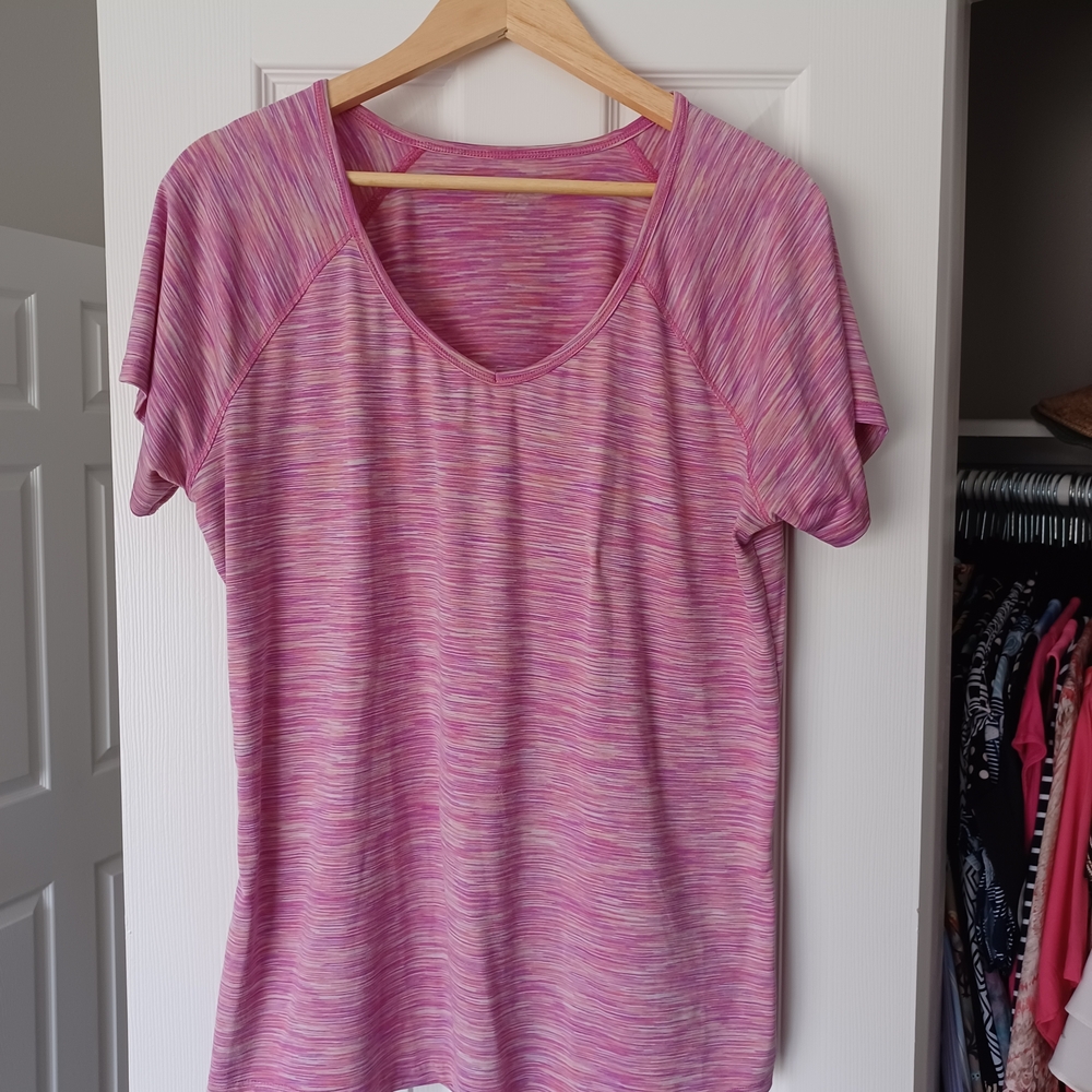 Ladies Short Sleeve V-Neck Athletc Top (Size L)